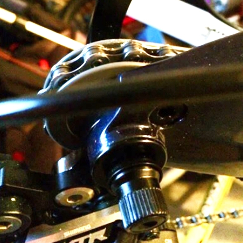 PEDROS Dépose Chaîne Pour La Protection Du Cadre Vélo 5 PEDROS Dépose Chaîne Pour La Protection Du Cadre Vélo – Image 3