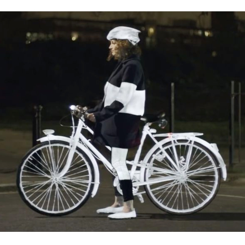 Albedo100 Spray Réfléchissant Pour Vélo Et Accessoires Reflective Spray 6 Albedo100 Spray Réfléchissant Pour Vélo Et Accessoires Reflective Spray – Image 4